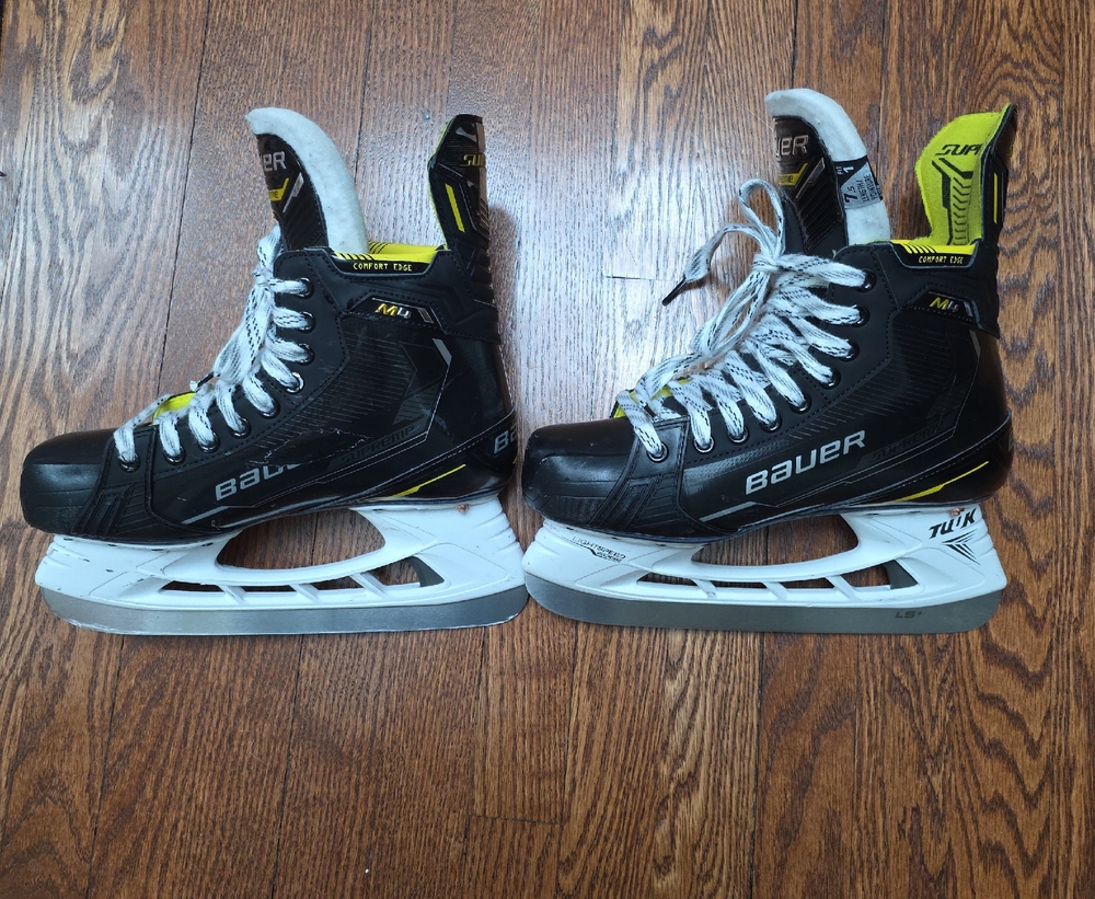 Bauer Supreme M4 hockey skates + Superfeet Carbon Fiber insoles excellent shape
